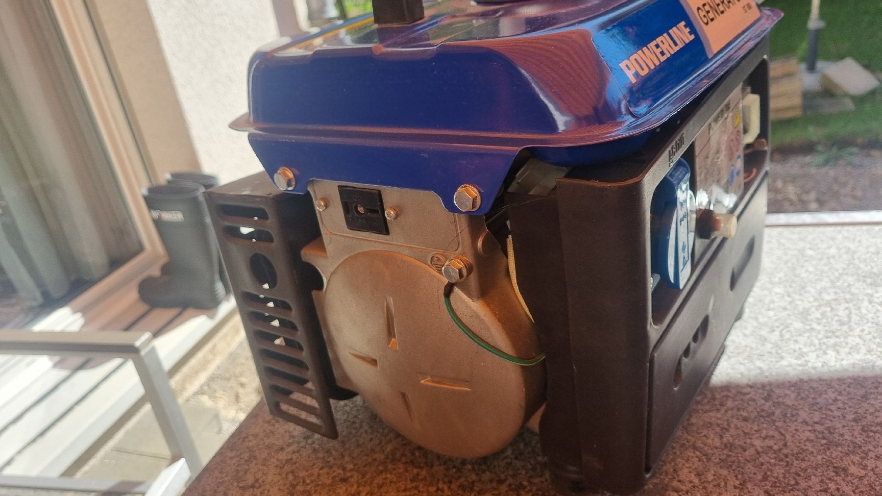Generatori di corrente: Stromgenerator Powerline ST 800 mit Zubehör – Nuovo (secondo la descrizione) da Winterthur venduto da Pigeonblanc 3