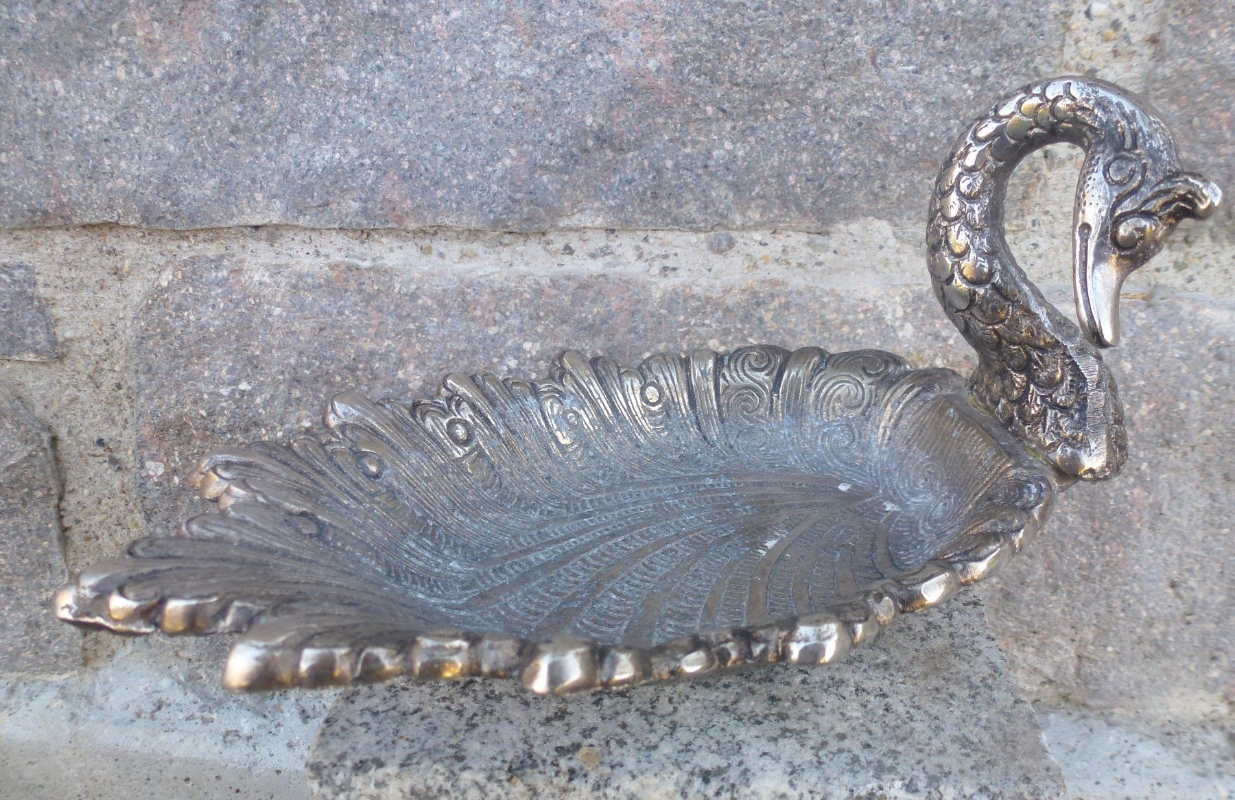 Figuren: ++ Schwan aus Metall - wunderschön verziert – Gebraucht aus Walkringen von Casablanca777 2