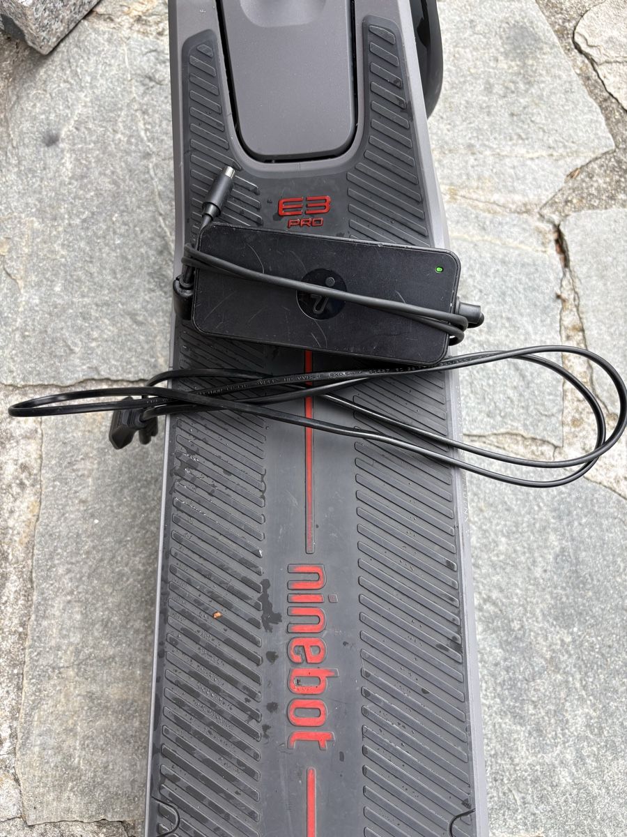 Segway Kickboard: Segway Ninebot E3 Pro – Neuf (Voir description) à Zwieselberg par RePhone3645 1