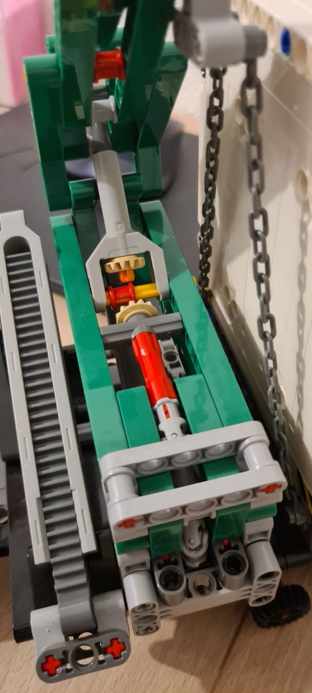 Kit di modellismo & Modellini statici: LEGO Technic Mack Anthem mit Container-Auflieger – Usato da Lauerz venduto da toni.betschart 8