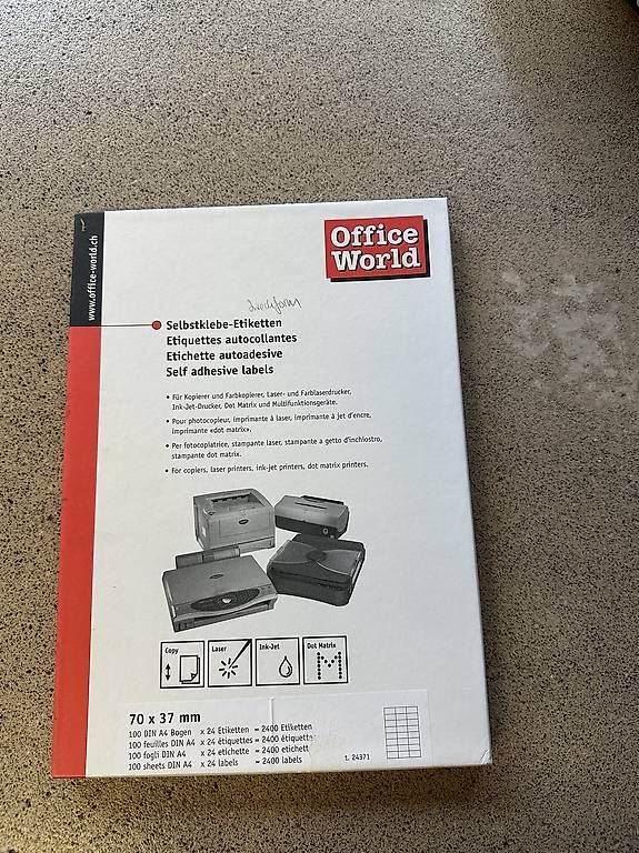 Livres: Etiketten originalverpackt neu – D'occasion à Aarau par vio_lrn7