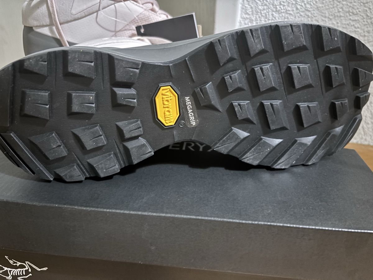 Arcteryx Scarpe da donna: Trekking shoes – Nuovo e nell'imballaggio originale da Elgg venduto da Katoh1 2