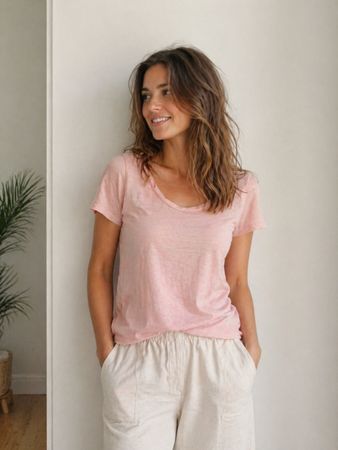 Leichtes T-Shirt in Rosa, Grösse L, ideal für den Sommer