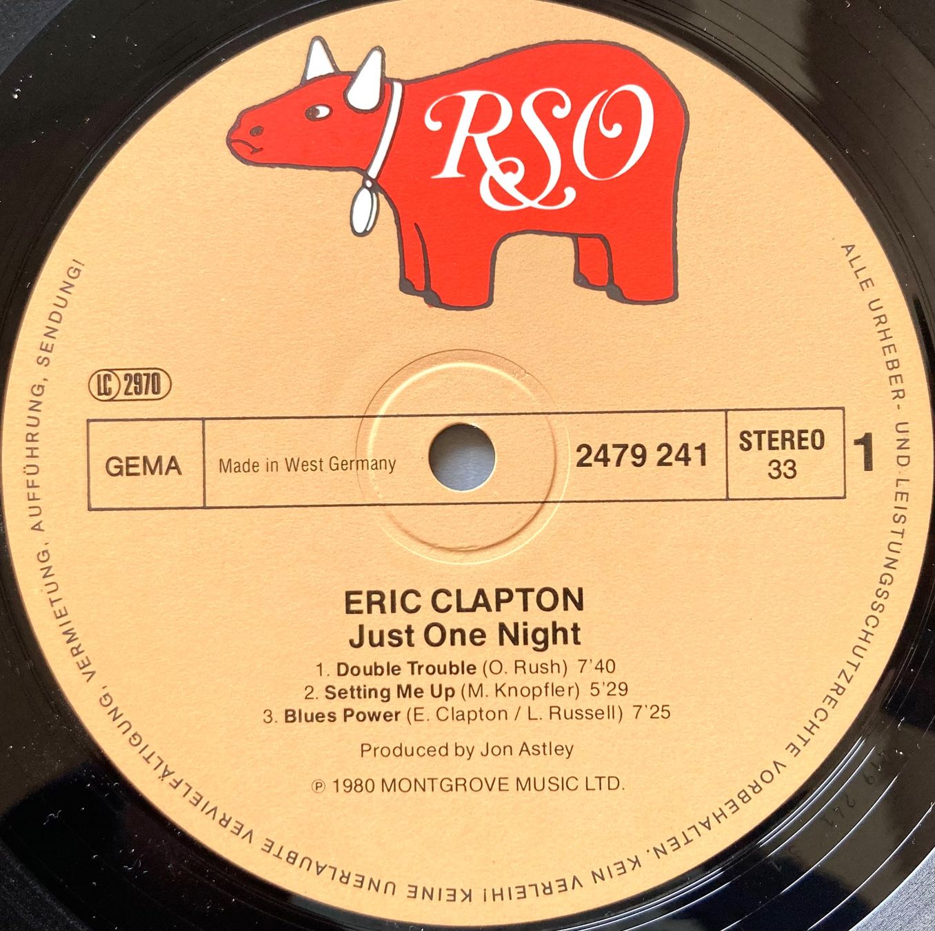 Vinyles: ERIC CLAPTON - JUST ONE NIGHT – D'occasion à Poliez-Pittet par Newtown-Records 3