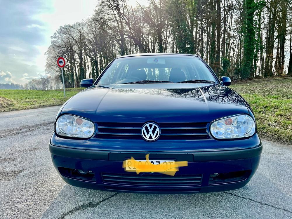 VW Golf4 Bj.2001 Blau 1.4 16V