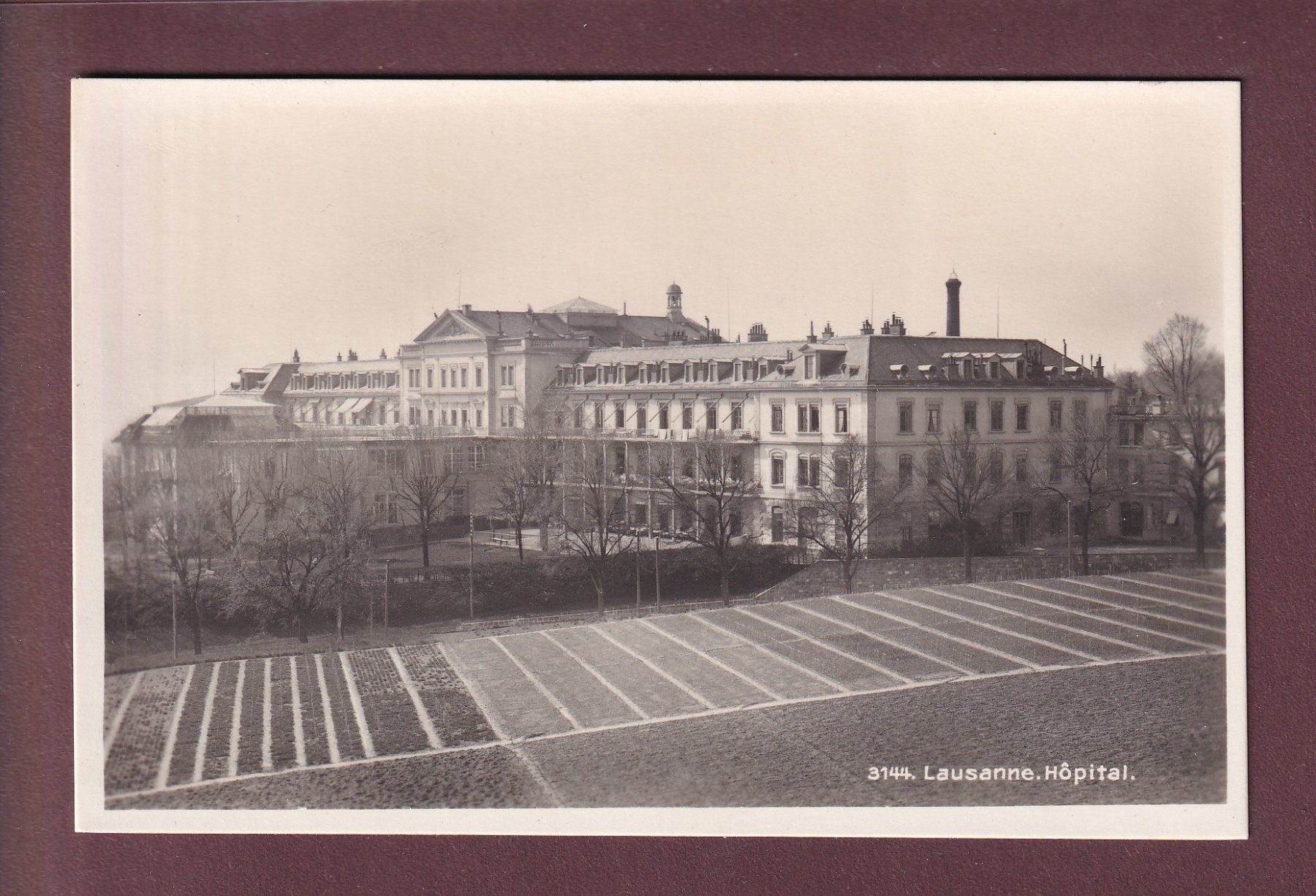 Ansichtskarten: LAUSANNE - Hôpital – Gebraucht aus Pully von nicecards