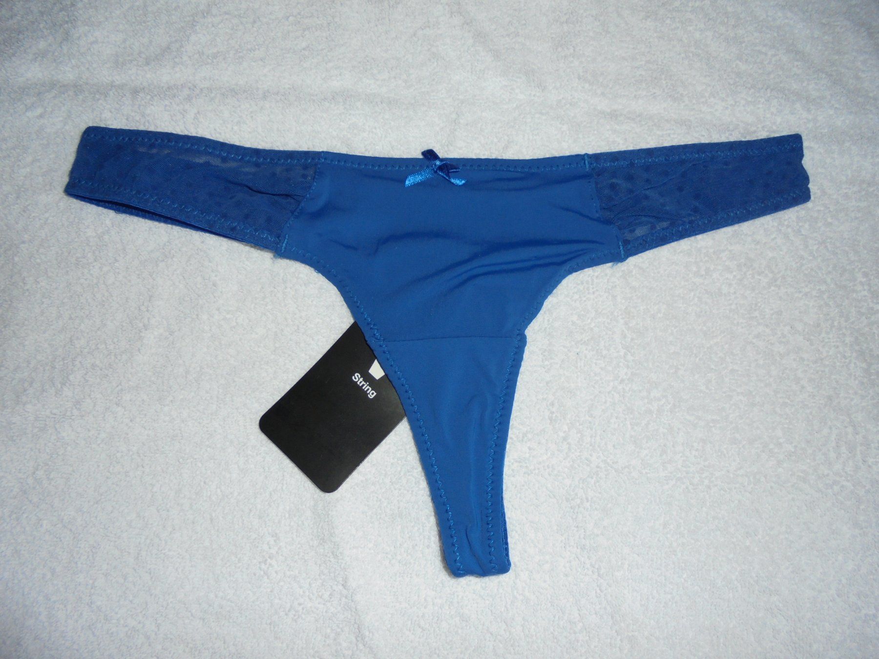 Altra biancheria intima: STRING GRÖSSE S, NEU – Nuovo (secondo la descrizione) da Aarau Rohr venduto da PinkSchwein