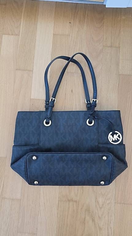 Taschen für Damen: Michael Kors Tasche – Gebraucht aus Lenzburg von elv_skx9