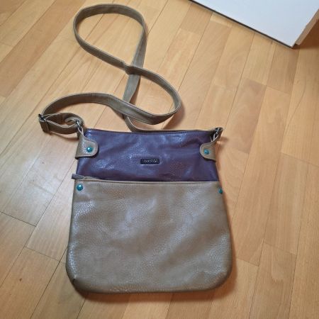 Umhängetasche NEW BAGS aus Kunstleder