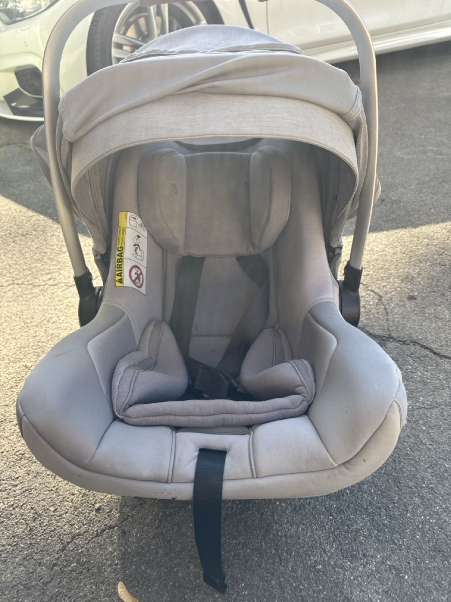 Nuna Seggiolini per auto: Maxi così Nuna mit isofix base grau – Usato da Stein am Rhein venduto da har_vj79 4