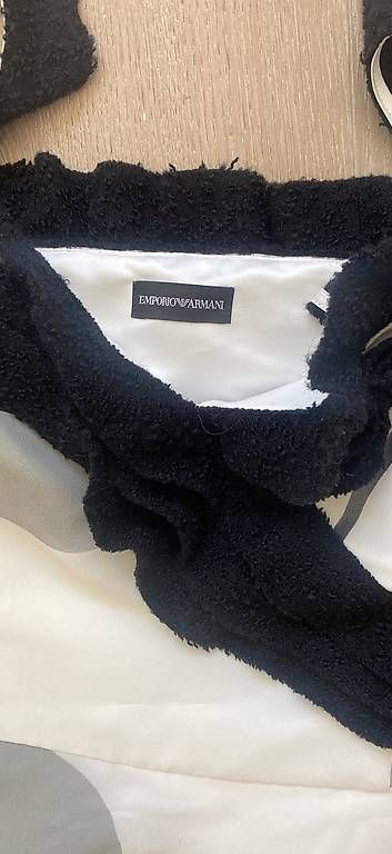 Top: Top Emporio Armani – Usato da Steckborn venduto da theresa87 1