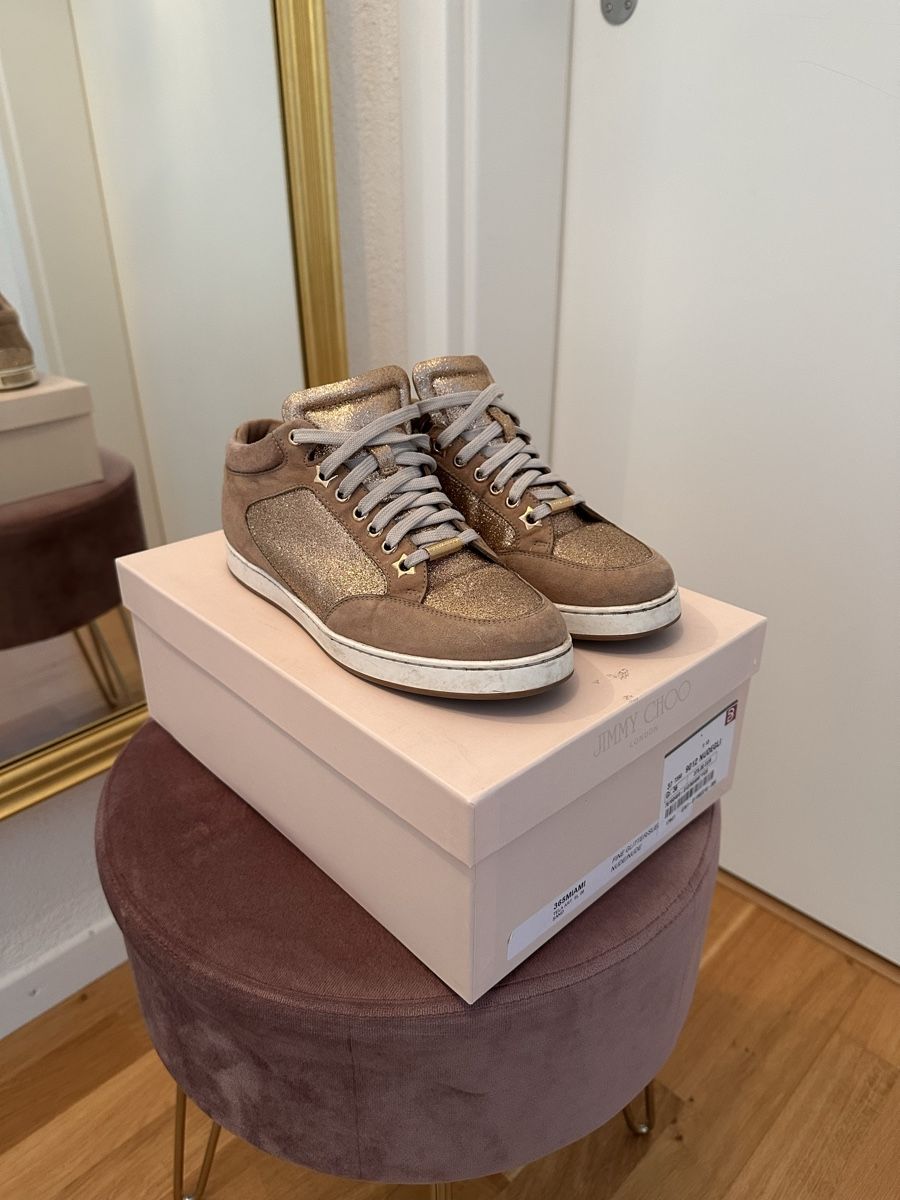 Jimmy Choo Damenschuhe: Jimmy Choo Sneaker Gold - Gr. 36 – Gebraucht aus Affoltern am Albis von mir_zjl8