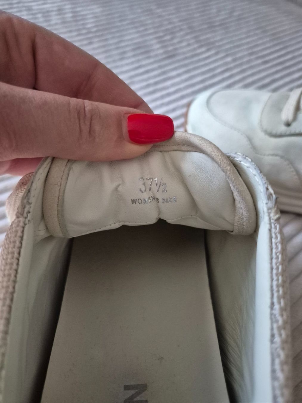 Hogan Scarpe da donna: Hogan sneakers Gr 37.5 – Usato da Opfikon venduto da clubcsl 2