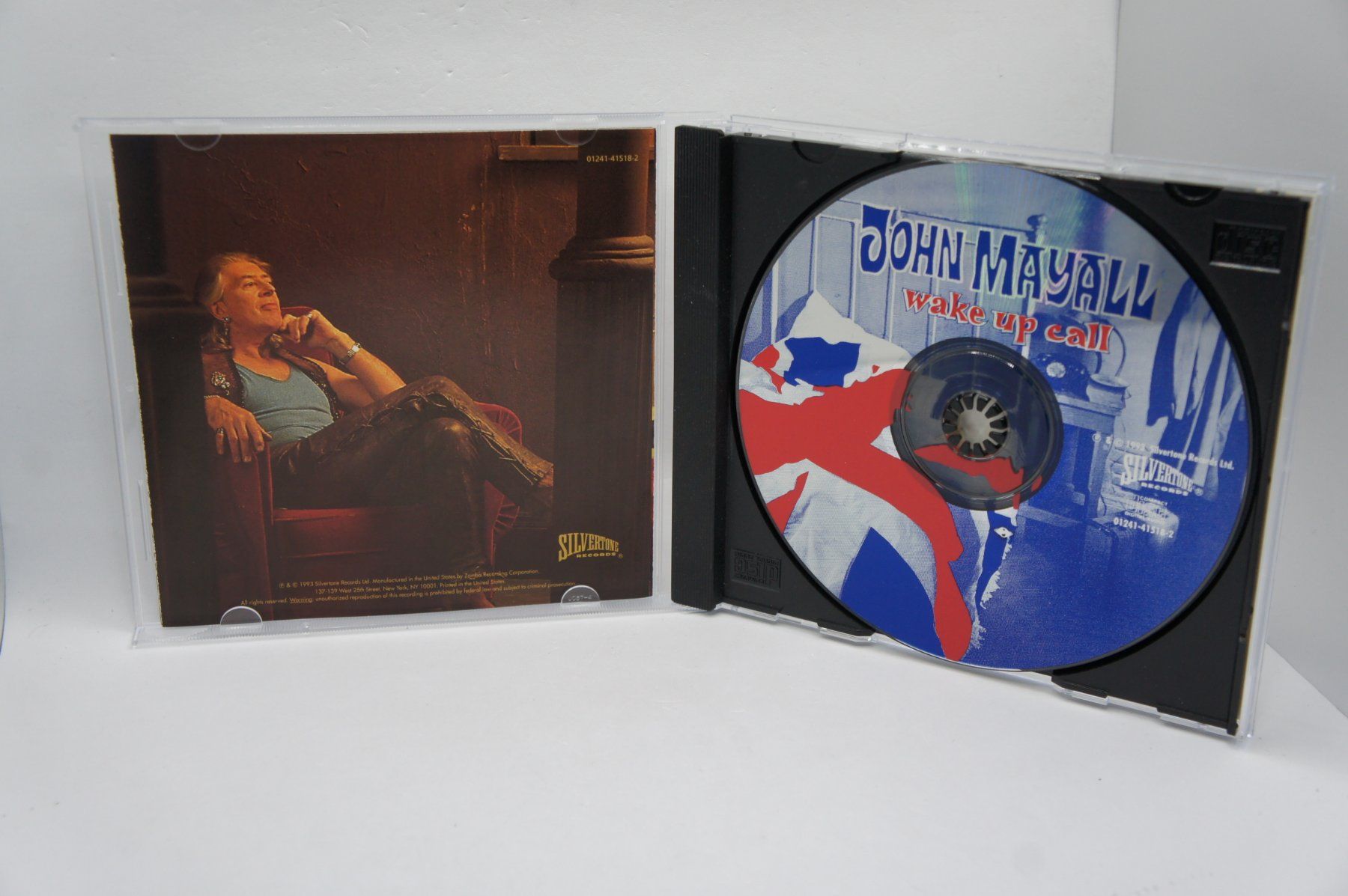 CDs: CD John Mayall – Wake Up Call – D'occasion à Ernetschwil par luisvonerni 1