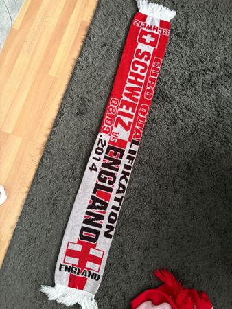 Fanzweigtuch Schweiz vs England EM Qualifikation 2014 neuwer
