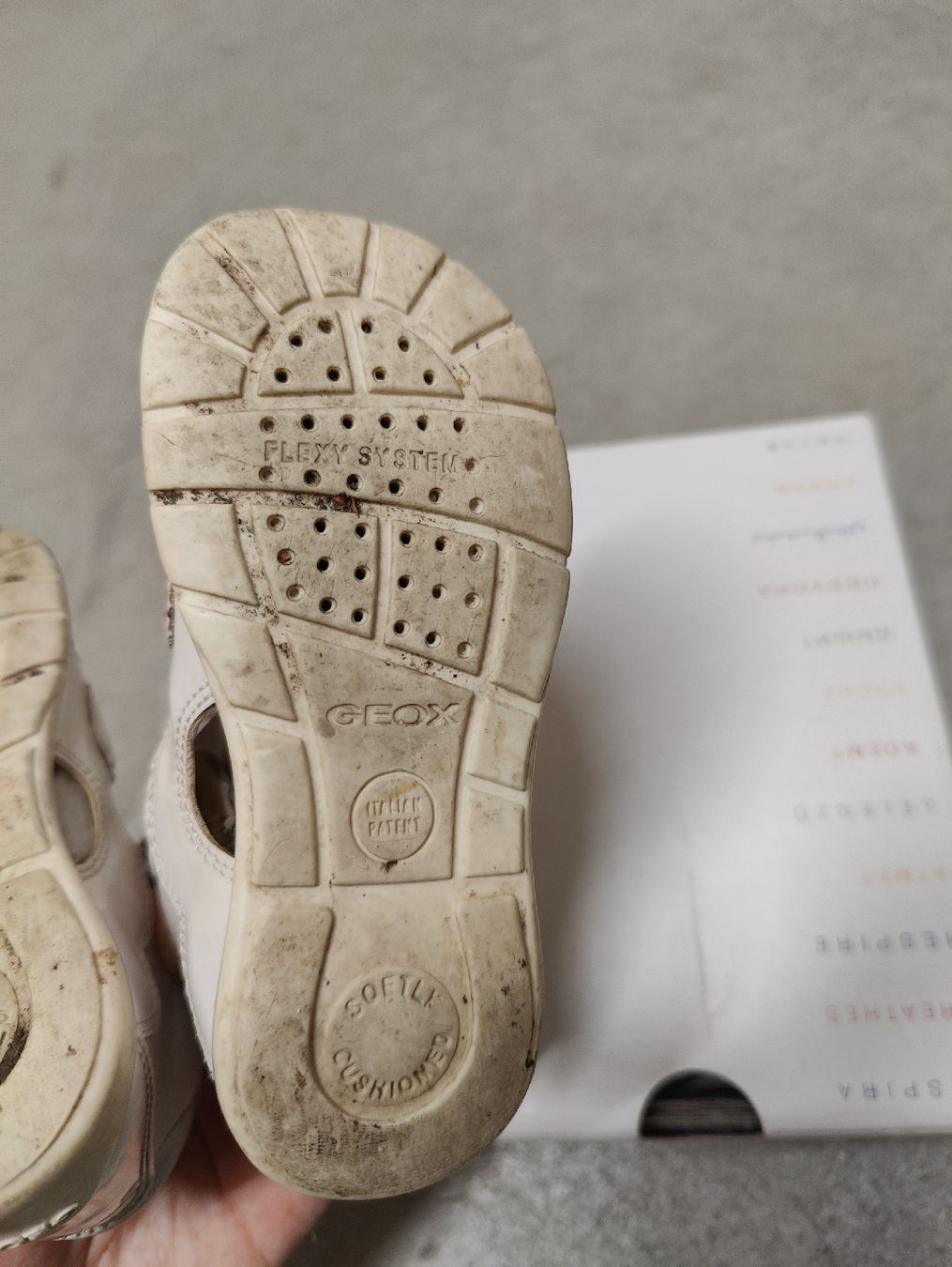 Geox Scarpe per ragazze: Sommer Kinderschuhe Geox 22 – Usato da Bern venduto da linouma 2