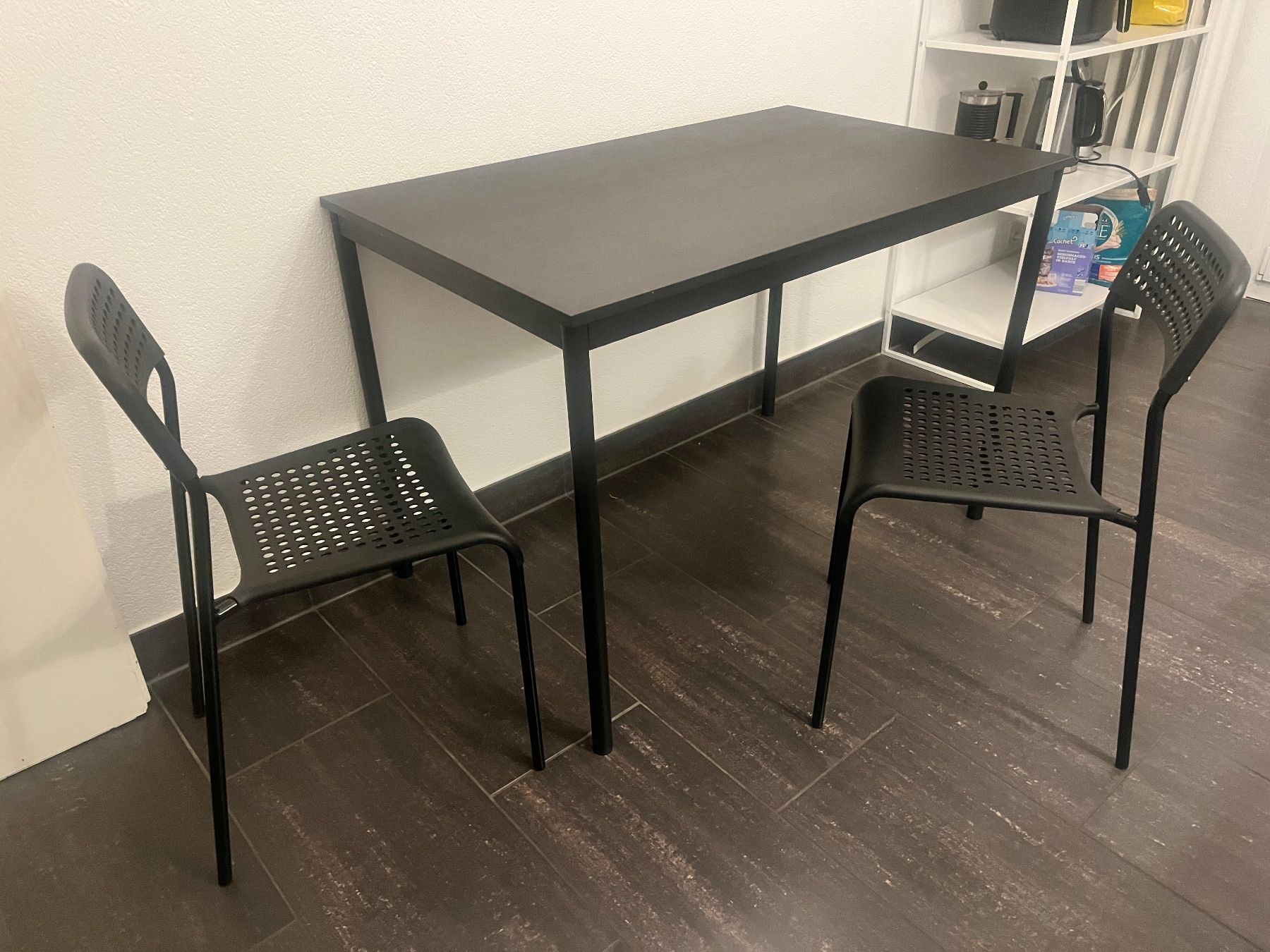 Ikea Tischset: Tisch mit 4 Stühlen – Gebraucht aus Basel von D.Ns 1