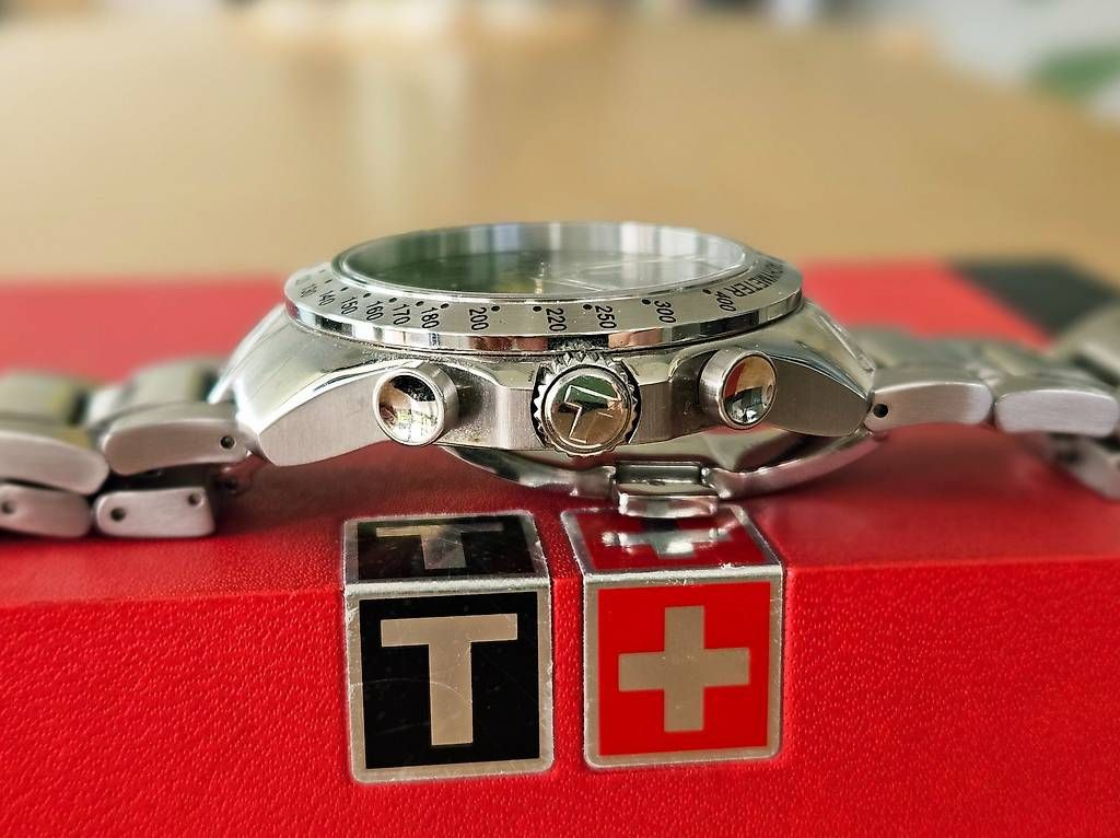 Tissot Montres: Tissot V8 Chronograph / Full Set – D'occasion à Schliern b. Köniz par sciurrrus 4