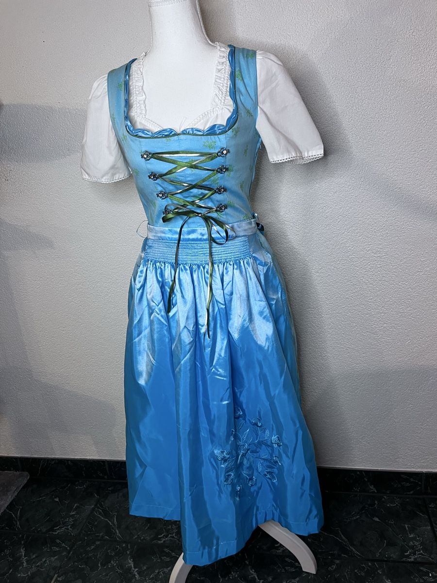 Robes: Dirndl – Neuf (Voir description) à St.-Leonard par Natross