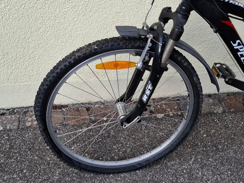 Specialized Vélos: Kindervelo – Défectueux à Zürich par hanno.scholtz 2