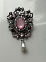 Luxus Elegante  Brosche mit Kunstperlen Farbe: Silber