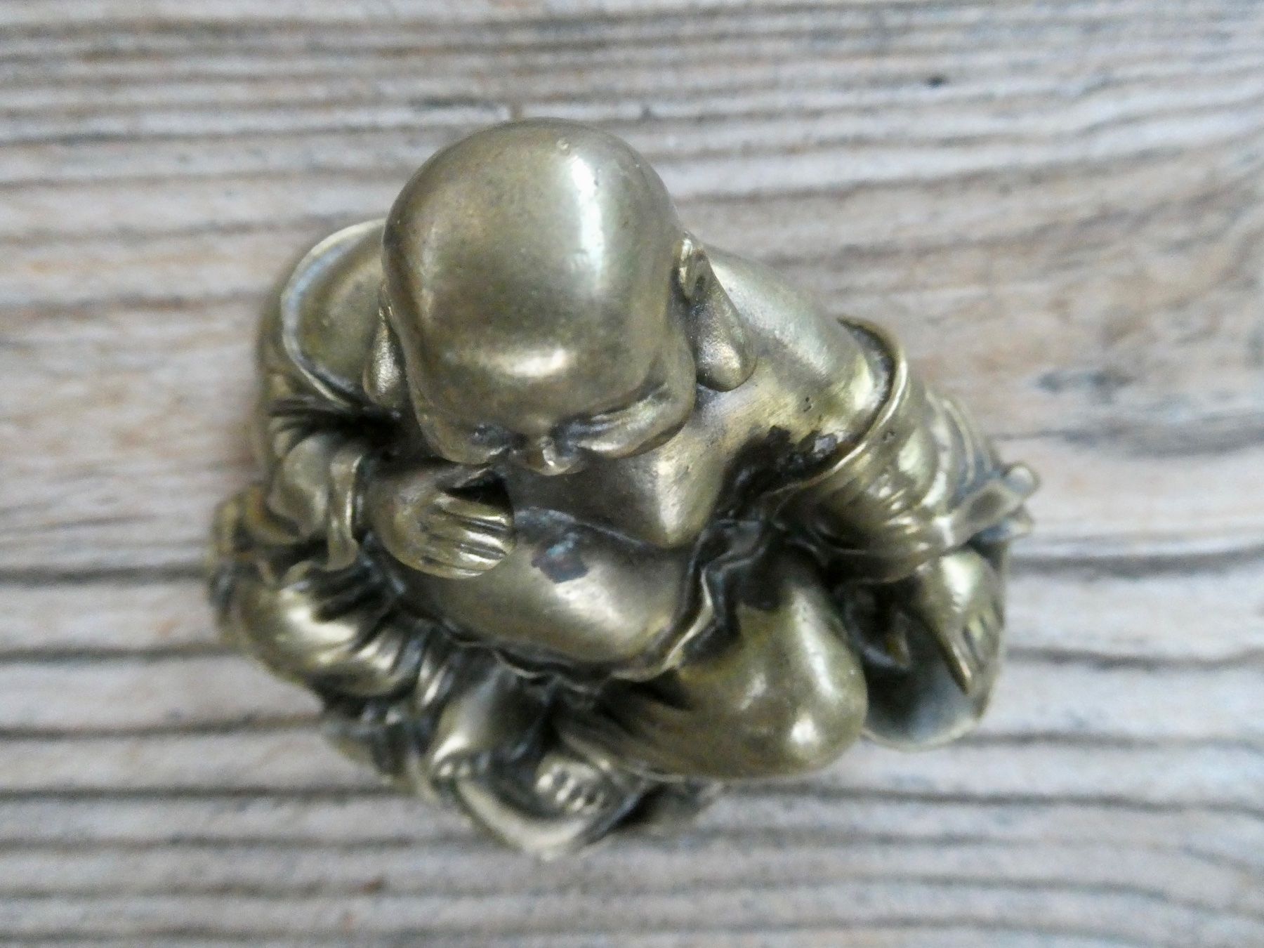 Figurines: antiker sitzender Buddha (schwerer Messingguss) – D'occasion à Lüchingen par Eeizo 7