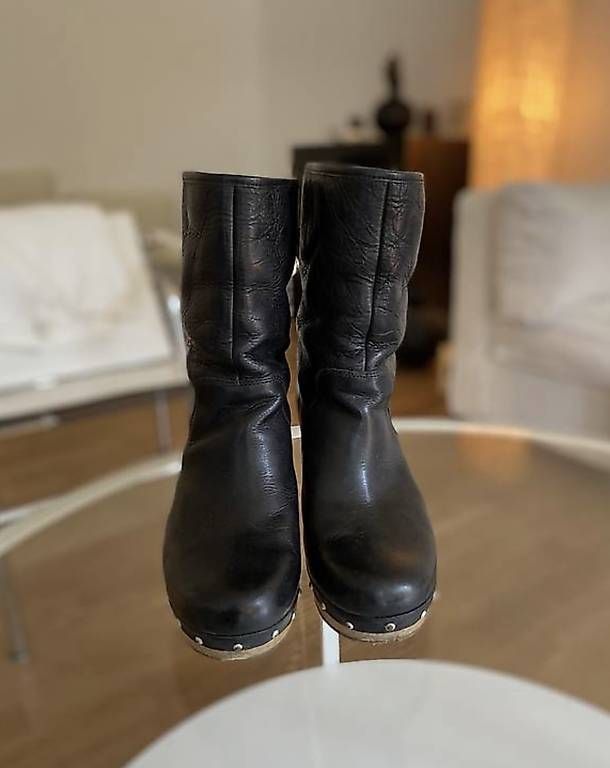 Ugg Scarpe da donna: neuwertige ugg boots lynnea 38 lammfell – Usato da adliswil venduto da PRELOVED_