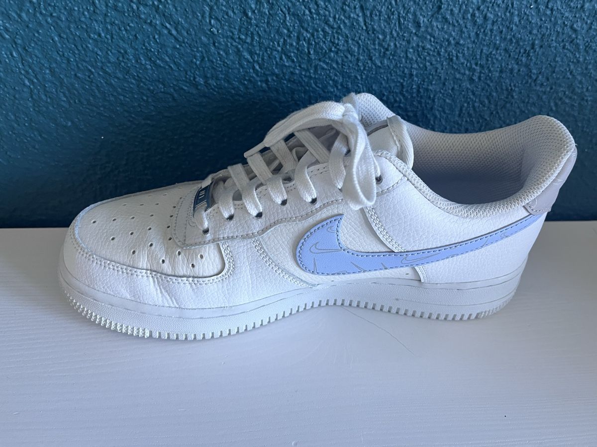 Nike Scarpe da donna: Nike air force one gr 40 – Usato da Luzern venduto da Mangolina 1