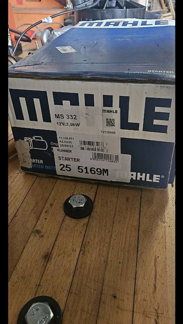 Steyr Tutti i ricambio: Anlasser Mahle Passend Steyr 8090 / 8080 – Nuovo e nell'imballaggio originale da Signau venduto da urs_tfn2 1