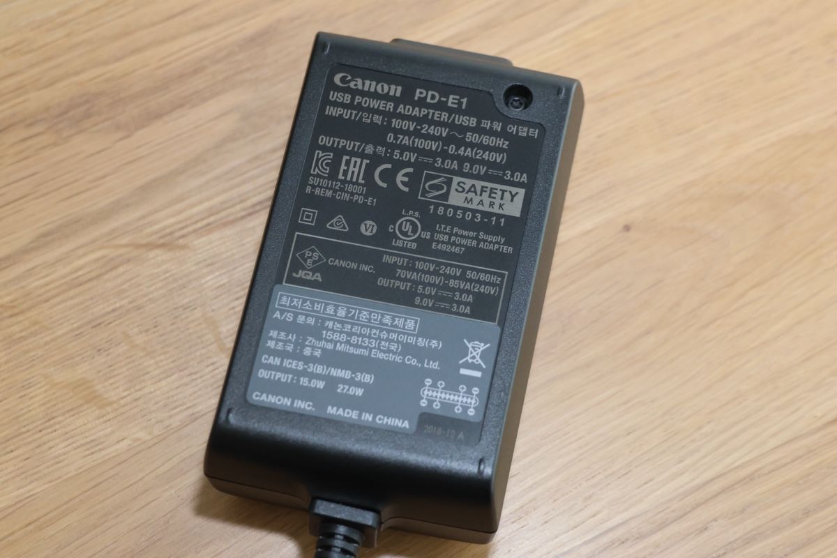 Canon Autres accessoires: Canon PD-E1 USB Power Adapter – D'occasion à St. Gallen par UsDeSchwiz 1