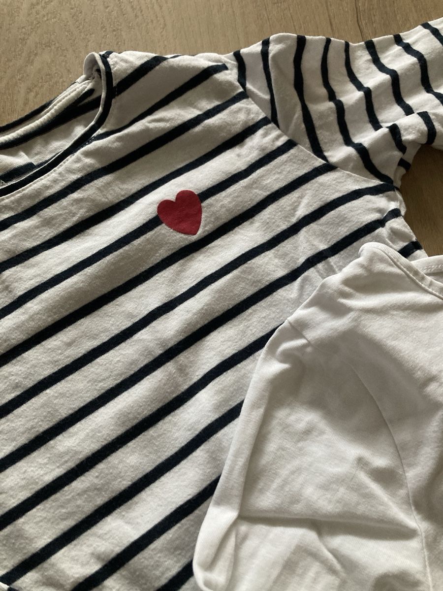 Pullover & Sweatshirts: 2x Kinder Langarmshirt Grösse 128/8A  – Gebraucht aus Stettfurt von San_w9gd 2