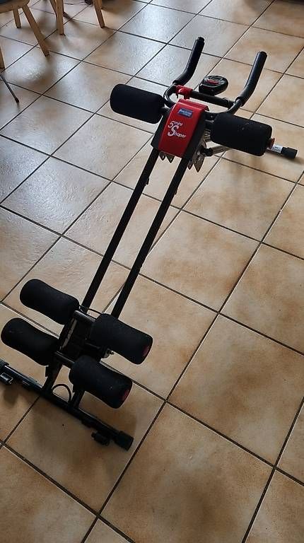 Hometrainer: Banc de musculation pour abdo – Gebraucht aus Lausanne von yannaroundtheworld 4