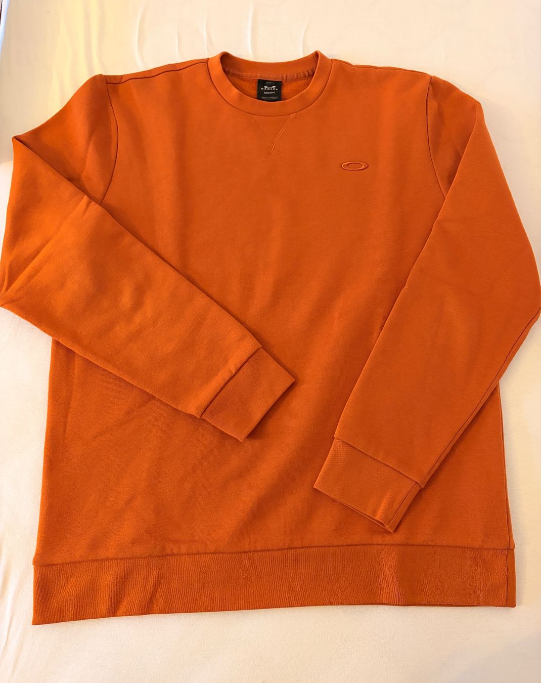 Oakley Pulls & Sweat-shirts: Oakley Sweatshirt, Grosse L – D'occasion à Matten b. Interl par rkm_p2ck