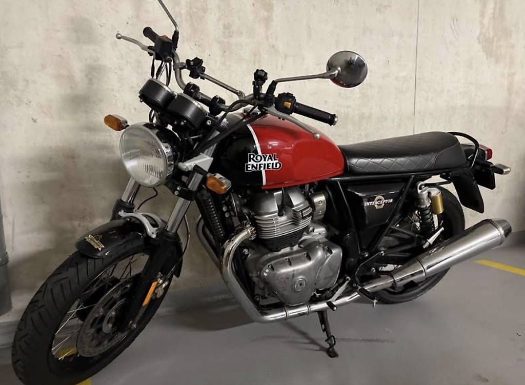 Royal Enfield Strasse: Interceptor 650 - Royal Enfield – Gebraucht aus Nyon von cor_dsb7