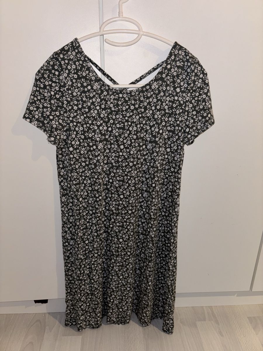 Only Vestiti: grünes Blumenkleid xs ONLY – Usato da Fislisbach venduto da secondhandF 2