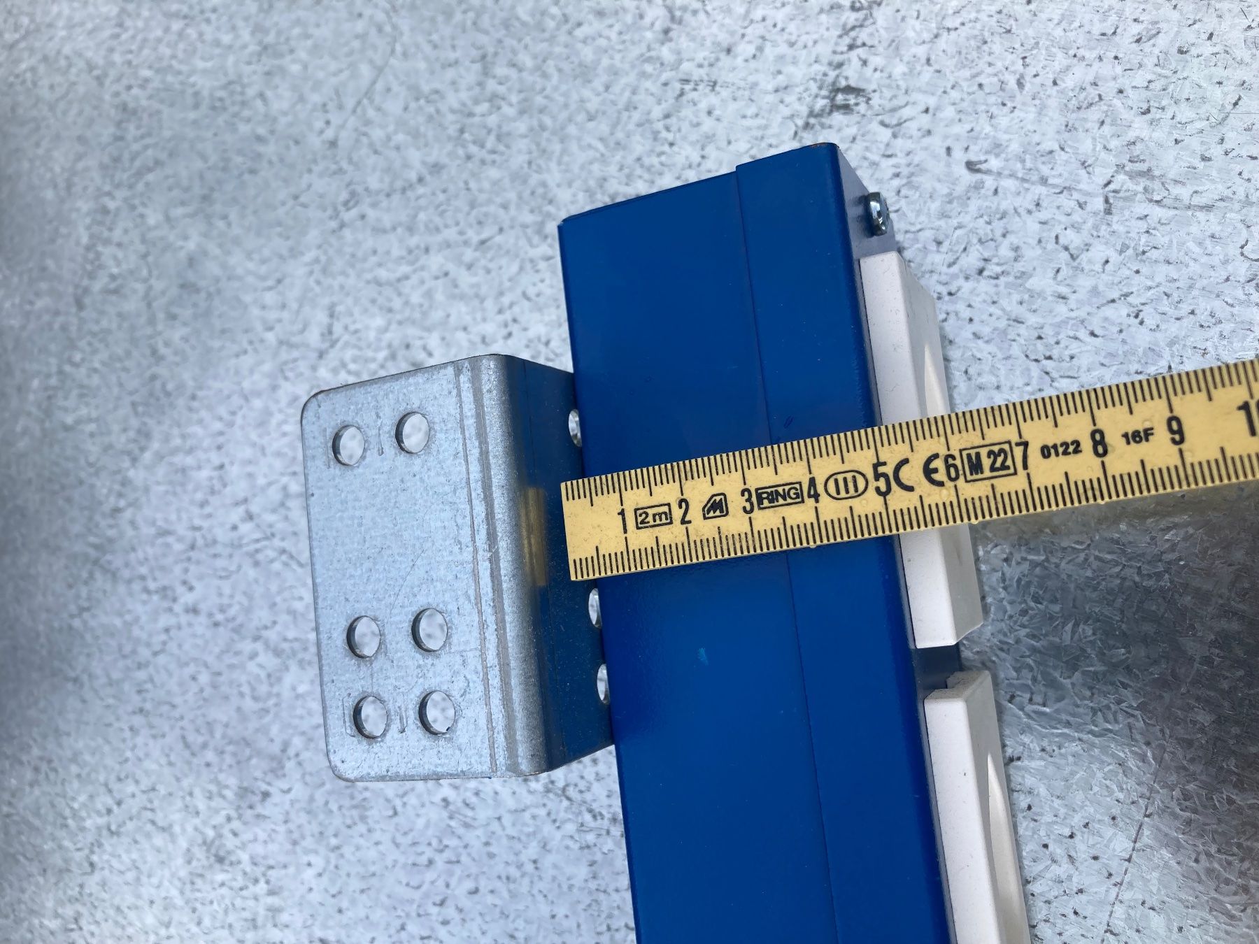 Alimentazione elettrica: Steckleiste – Usato da Heimenschwand venduto da Beuggerts 4