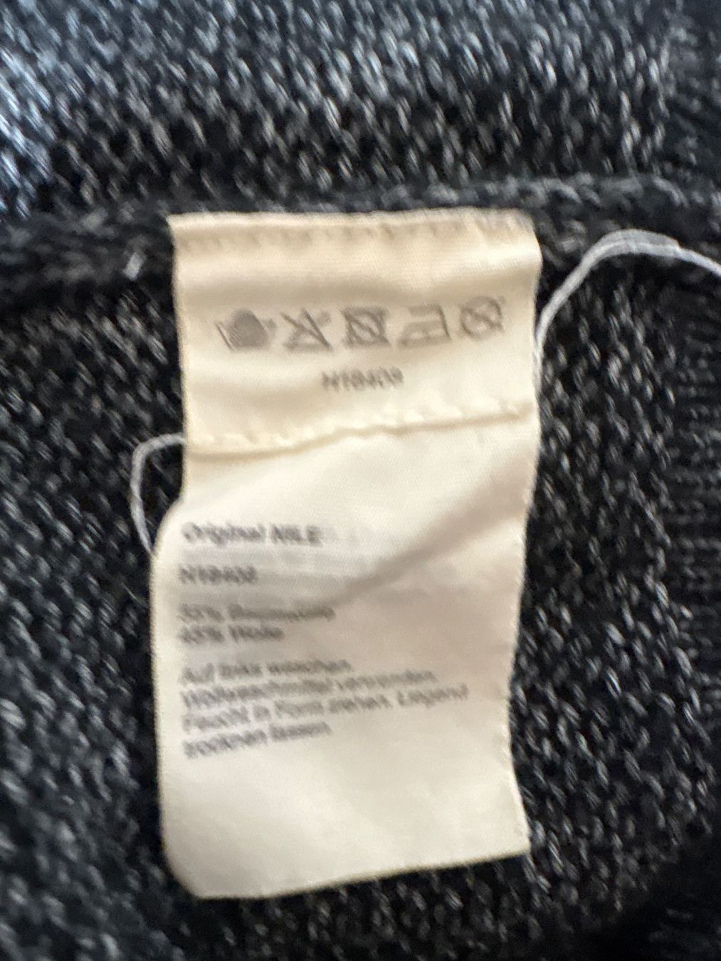 Nile Giacche: Schöne Strickjacke Nile XS mit passendem Nile Loop – Nuovo (secondo la descrizione) da Maienfeld venduto da 8796 6