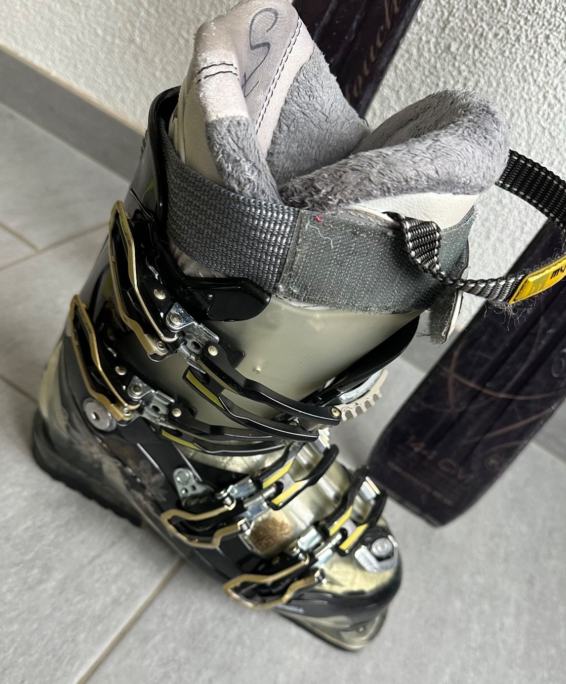 Salomon Sci: Skier und Skischuhe Salomon – Usato da Dürrenroth venduto da tvy_bh56 6