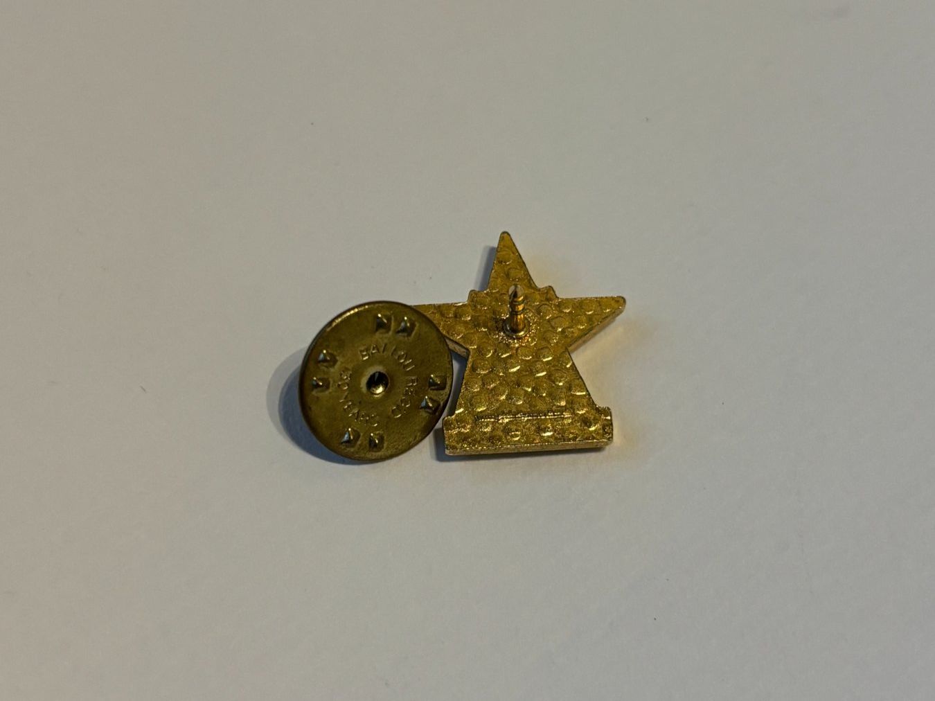 Broschen & Nadeln: FCB Basel 2012 Pin Gold Schweizermeister – Gebraucht aus Chêne-Bourg von and_66gg 1
