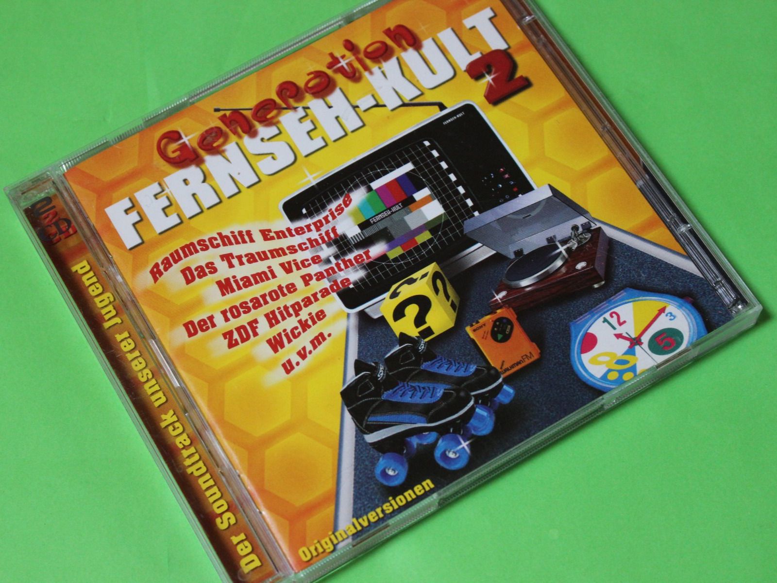 CD: Generation Fernseh-Kult 2 2CDs vergriffen – Usato da Tübach venduto da JamesStone