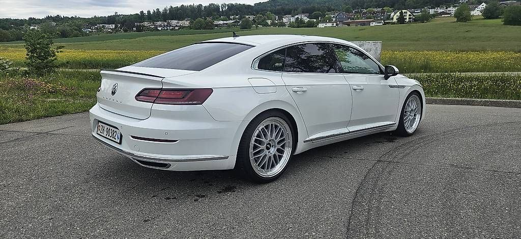 Automobili: VW Arteon R-Line 2.0 TDI 4Motion DSG – Usato da Bonstetten venduto da Malikm 1