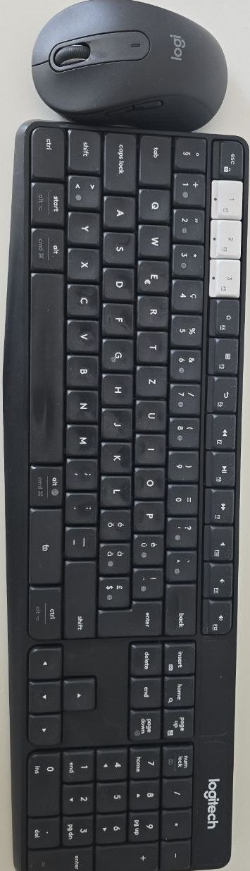 Logitech Tastiere: Clavier et souris Logitech noir bon état – Usato da Moudon venduto da ima_g2pk