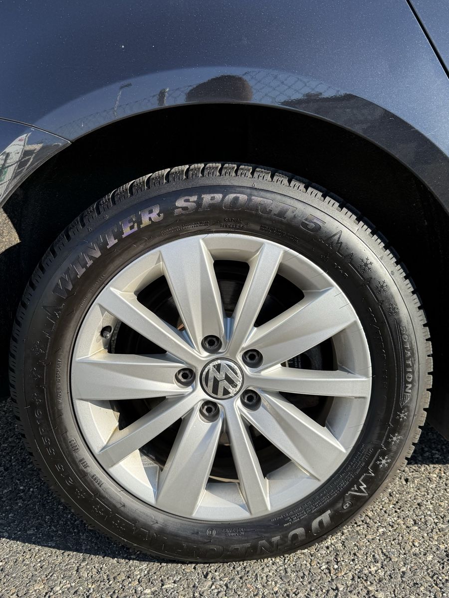 VW Automobili: VW Passat V 1.8 Benzin Automat 2012 – Usato da Menziken venduto da JJRacing 7