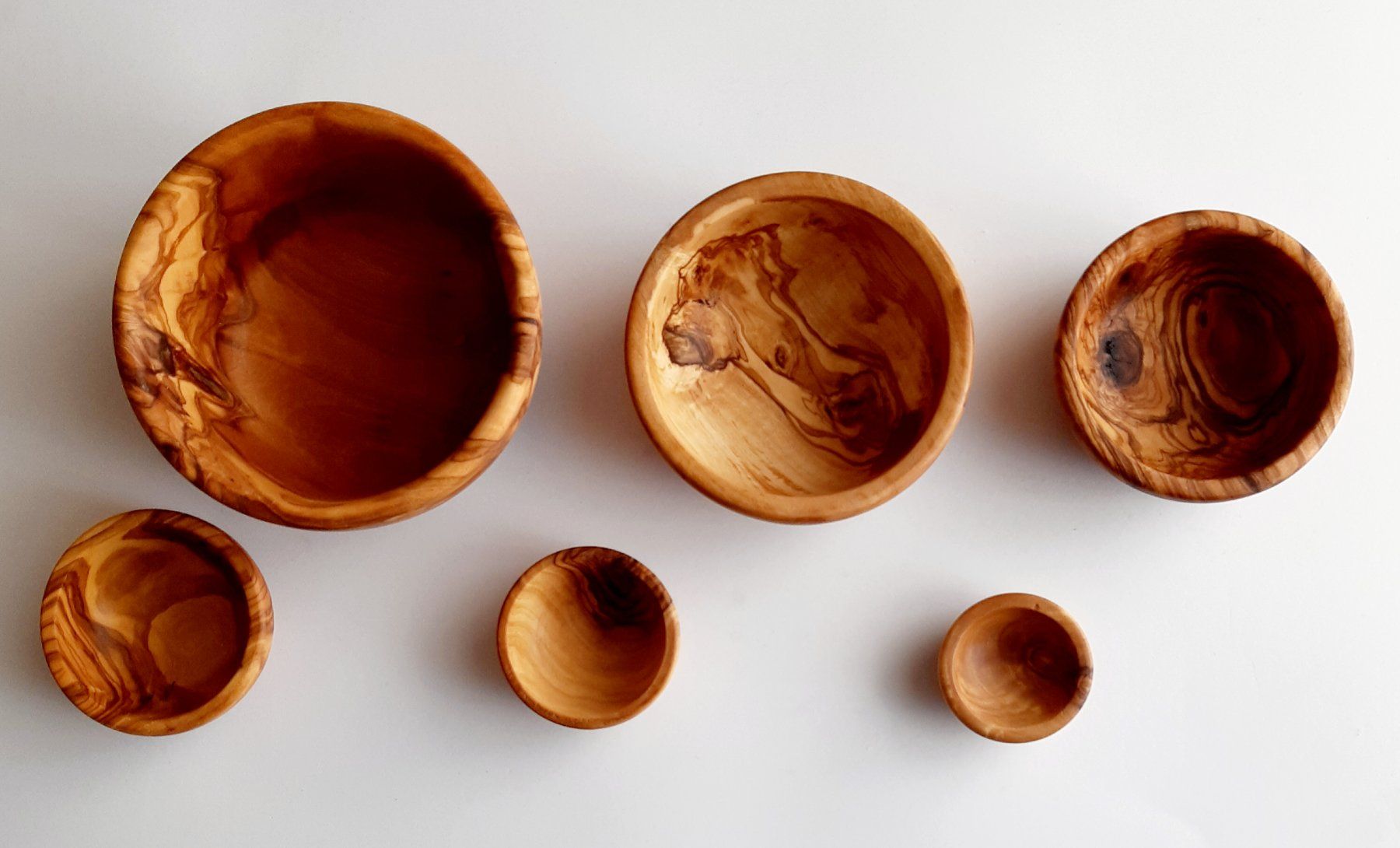 Articoli in legno: Olivenholz 6 schalen Set – Nuovo e nell'imballaggio originale da Hüntwangen venduto da Elyha 1