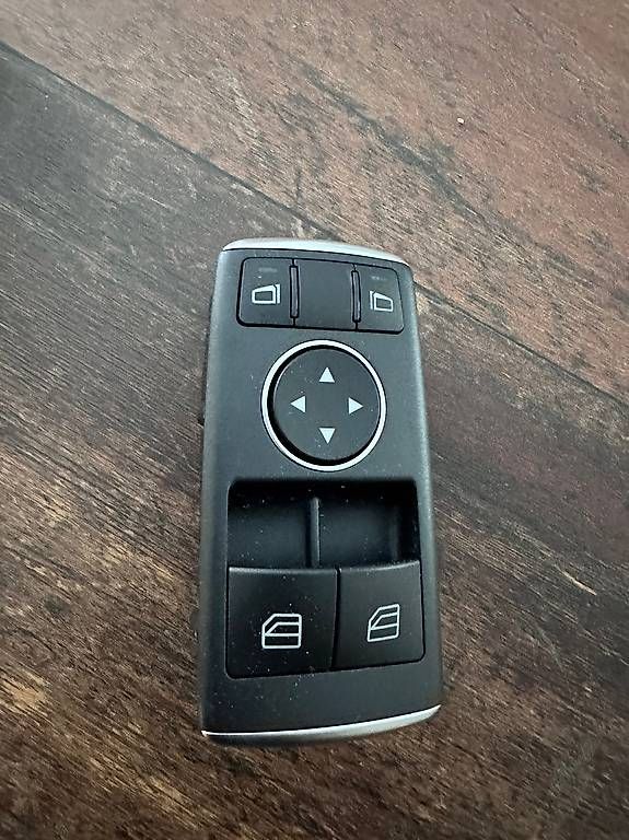Sistema di controllo: Interruttore Mercedes slk – Usato da Losone venduto da erm_k76g 2