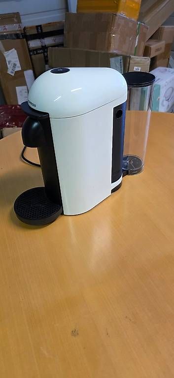 Kaffeemaschinen & Espressomaschinen: Nespresso Vertuo Plus Kapselkaffeemaschine – Gebraucht aus Arbon von Secretpacks-SchLau 2