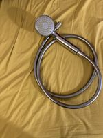 Handbrause mit Schlauch verchromt gebrauchter Zustand