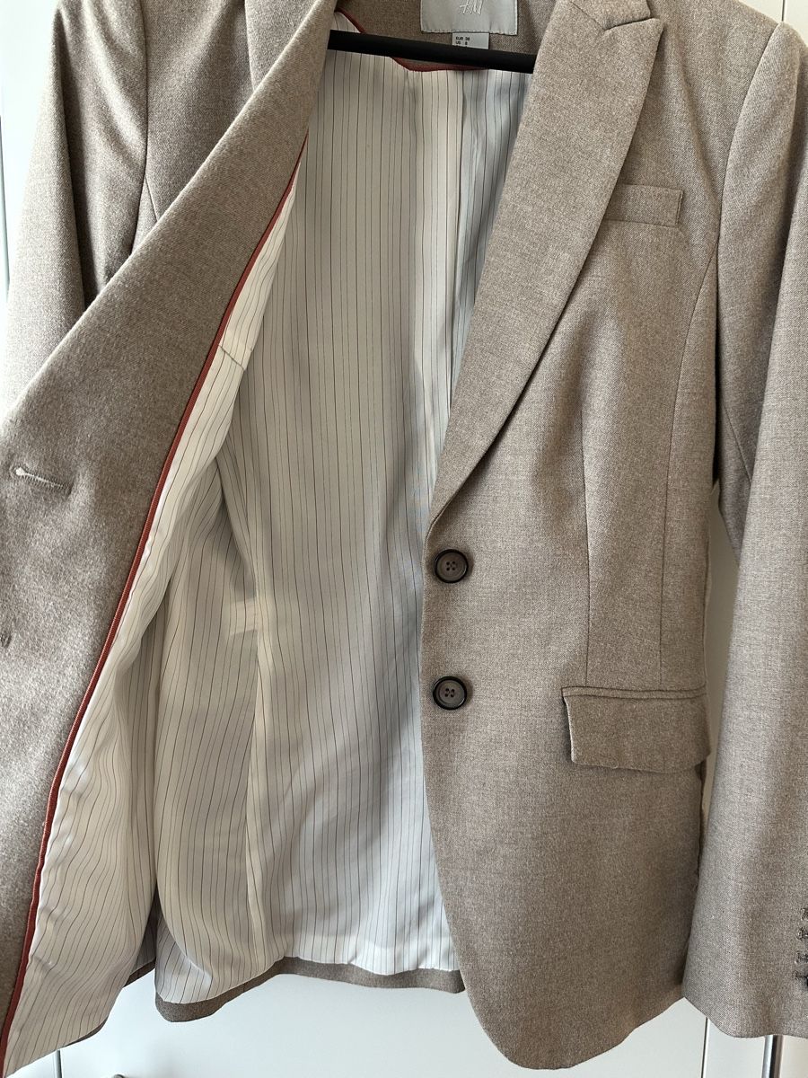 H&M Jacken: Blazer von H&M / Grösse 38 - neu – Neu (gemäss Beschreibung) aus Wynau von marif23 2
