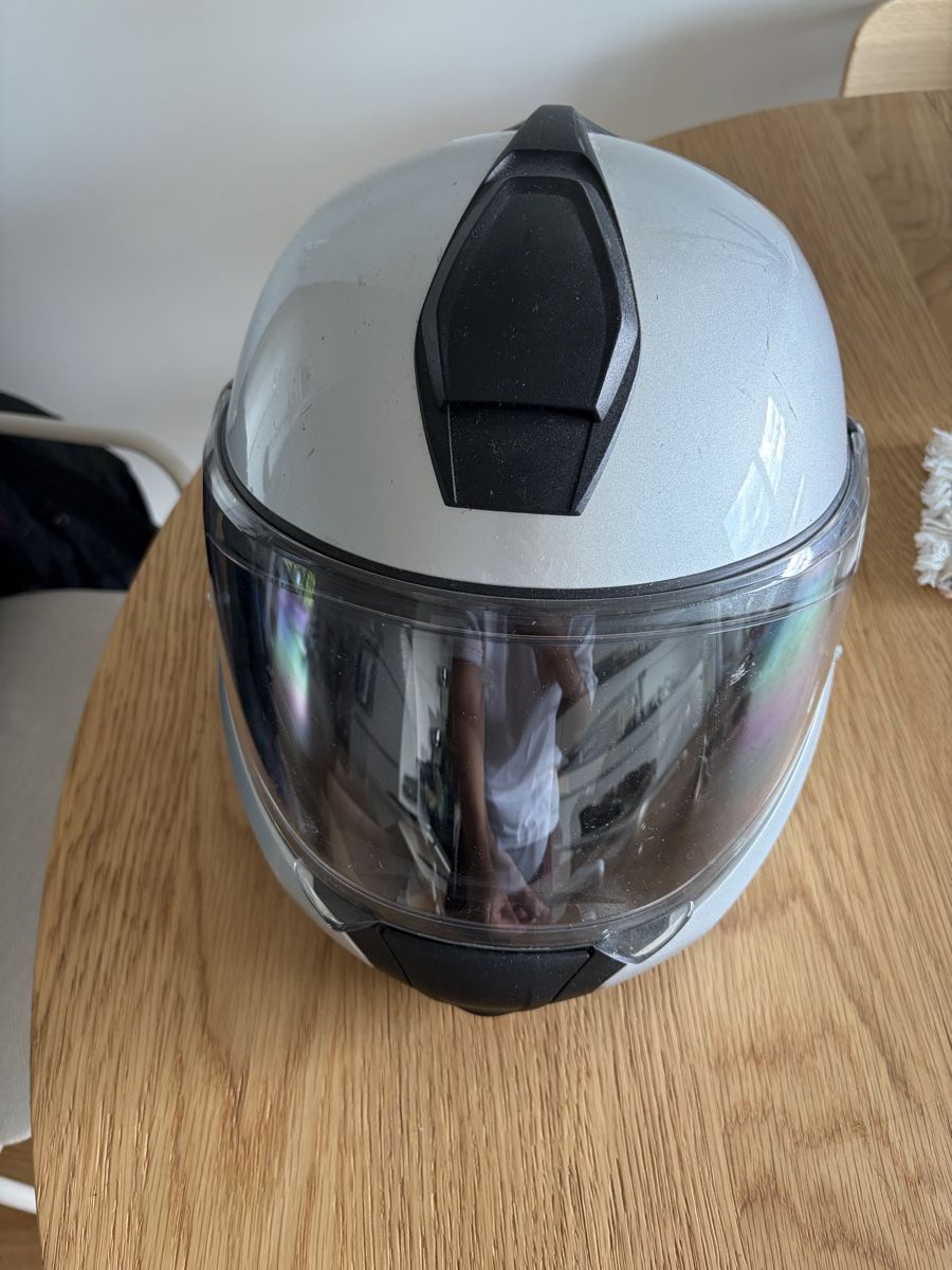 BMW Caschi & visiere: BMW System 7 Helmet Silver Size 54/55 Used – Usato da Zürich venduto da sim_tx7w
