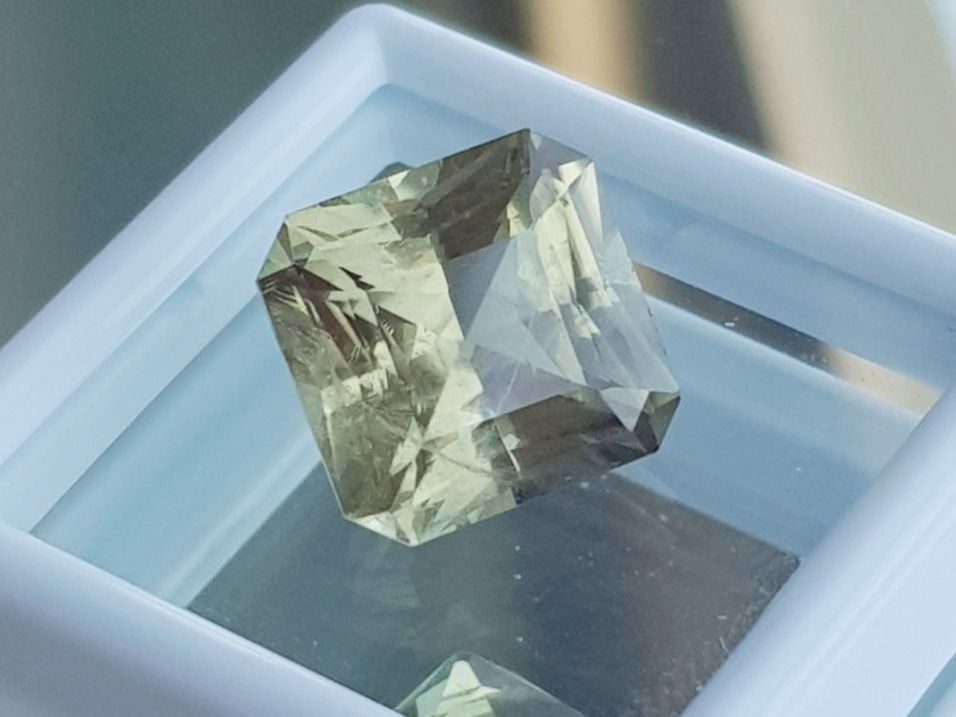 Edelsteine: Farbwechselnder Diaspor,Csarite – Neu (gemäss Beschreibung) aus Wolhusen von toni079